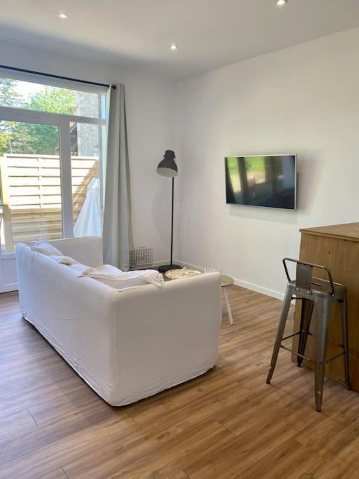 Dependance Privee A La Campagne Avec Spa Saint-Cirice ภายนอก รูปภาพ
